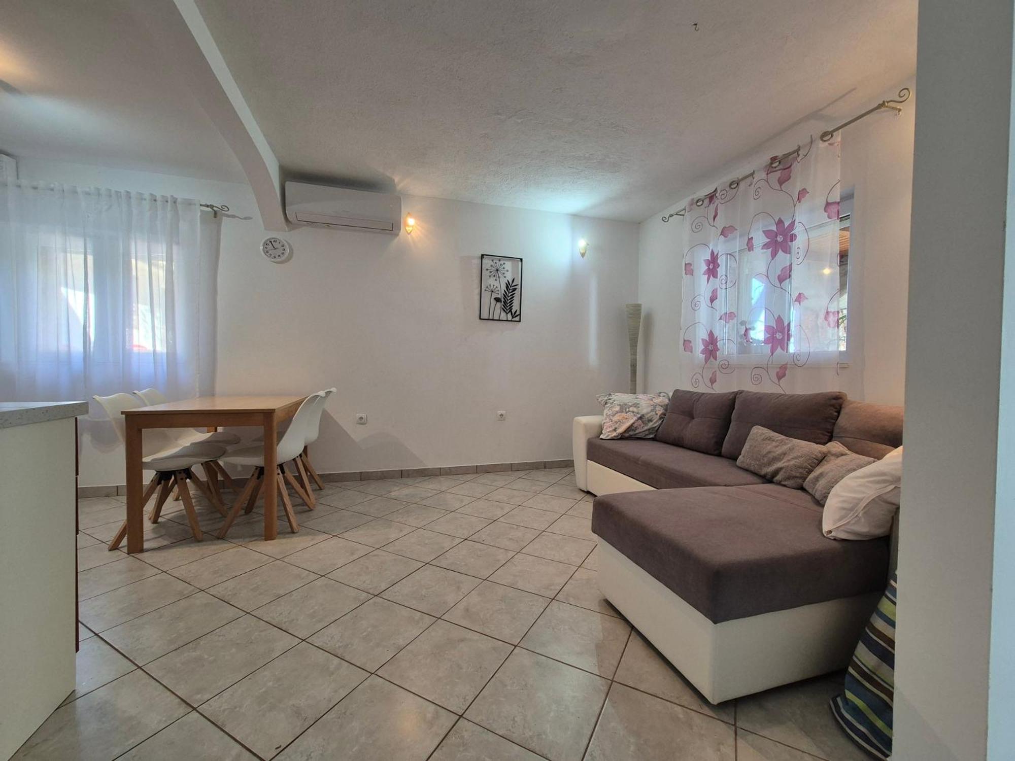 Apartment Zavala 8774B Jelsa  Esterno foto